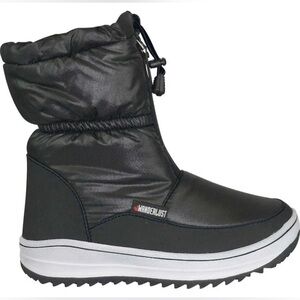 Wanderlust Black Boots with White Sole